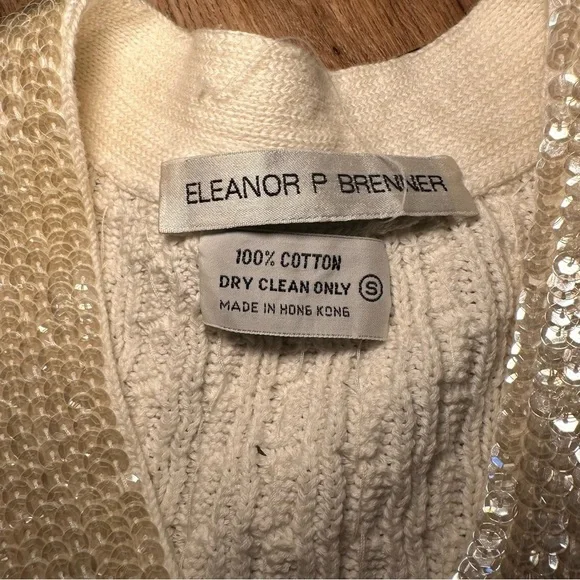 Eleanor P Brenner Vintage Gold Trim White Sweater Size Small - Picture 8 of 10